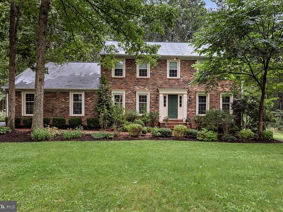 2nd image of 6213 Brighton Ct