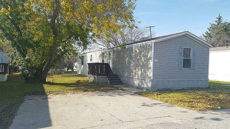 1st image of 211 Kelly Ln