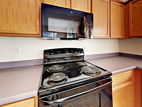 5th image of 18230 N 170th Ln