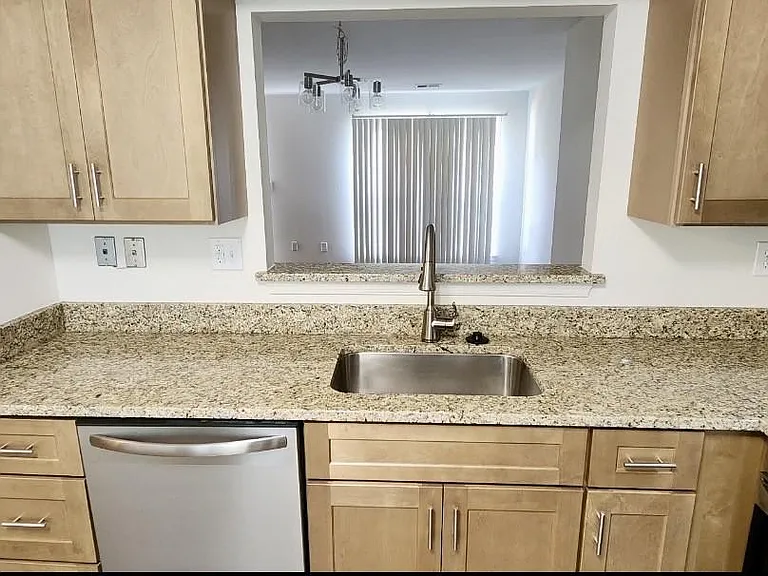 14510 London Ln — Photo 6