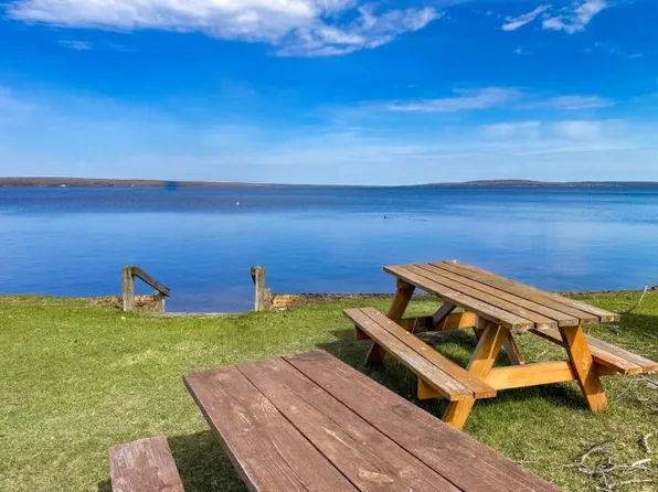 277 Old Trail Dr, Spruce, MI 48762