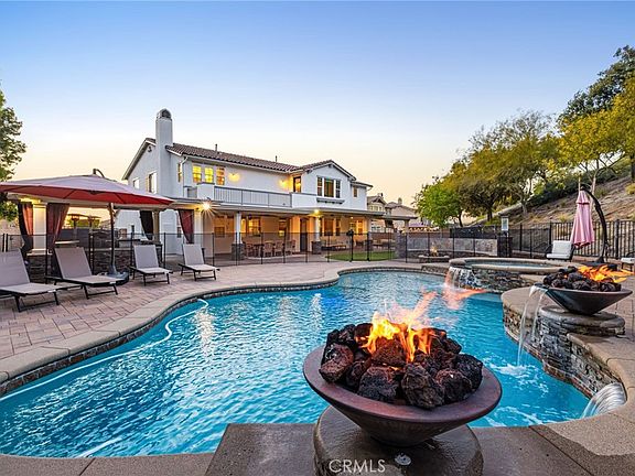 5th image of 16352 Sierra Heights Dr