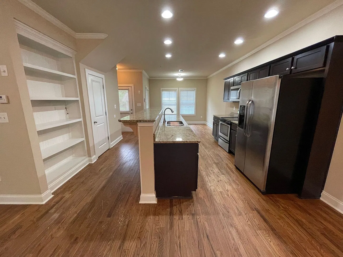 Pre-Leasing For August 6th 2027! — Photo 4