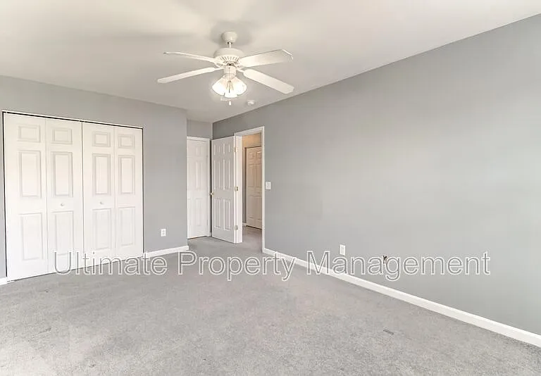 502 Shortfin Dr — Photo 9
