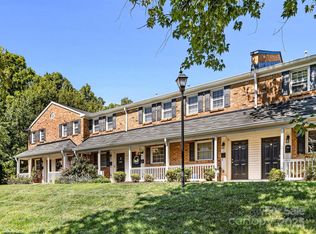 1310 Green Oaks Ln APT D, Charlotte, NC