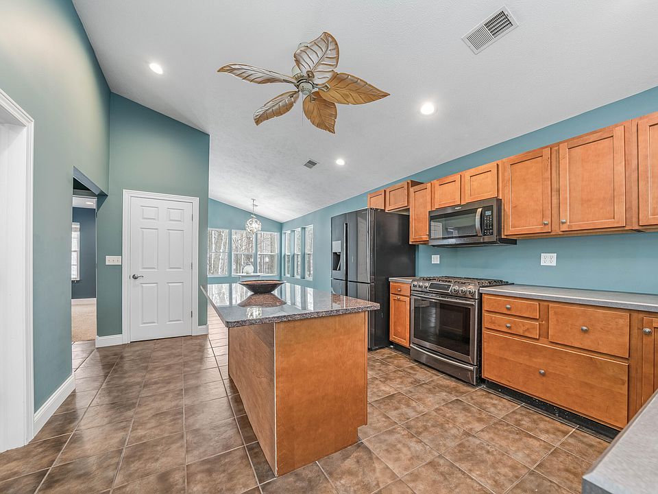 12017 S Sherman Lake Dr, Augusta, MI 49012 Zillow