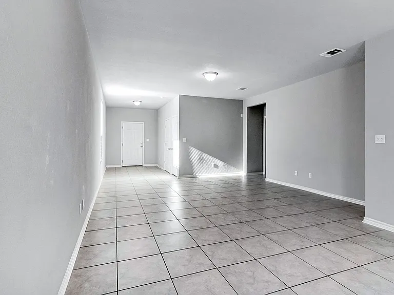 216 Syrah Ct — Photo 5