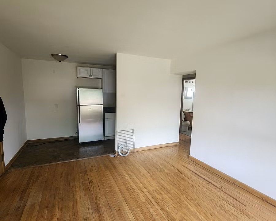 2nd image of 3235 S 48th St APT 8
