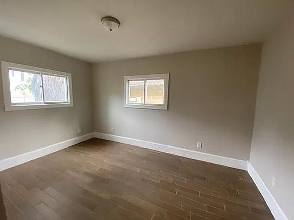 5th image of 617 Cushing St #2