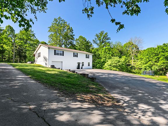3rd image of 4834 Brick Church Pike