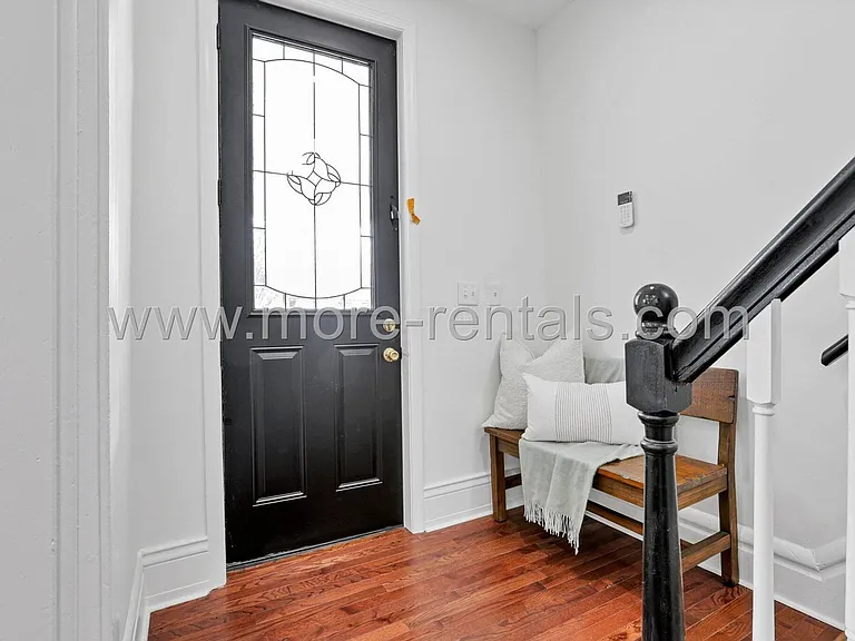 634 E Mithoff St — Photo 3