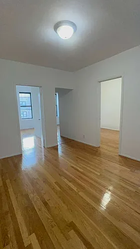 1801 Weeks Ave #3J Photo 1