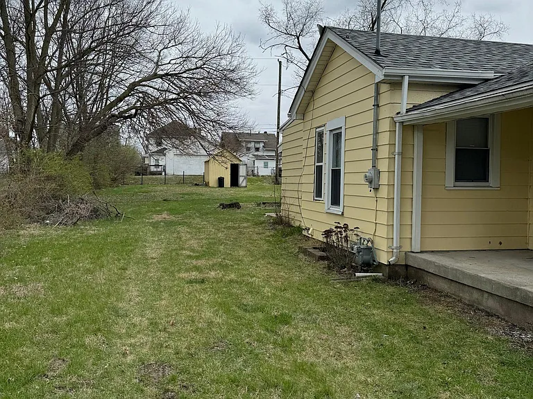 1205 Lind St — Photo 4