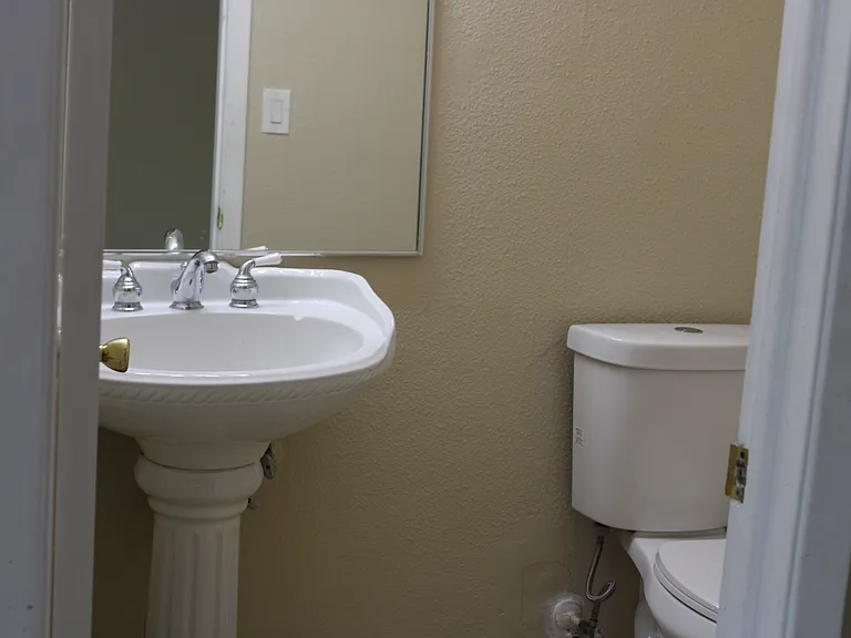 9119 Tudor Dr #201 — Photo 11