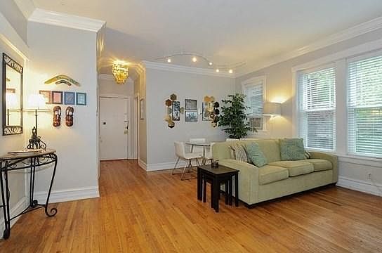 5th image of 3638 N Pine Grove Ave APT 1A