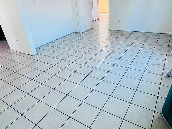 5th image of 16050 Dorsey Ave APT B