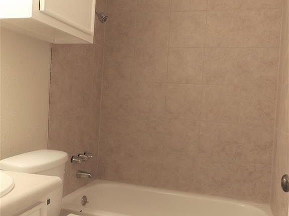 5th image of 13551 Castilian Dr #1