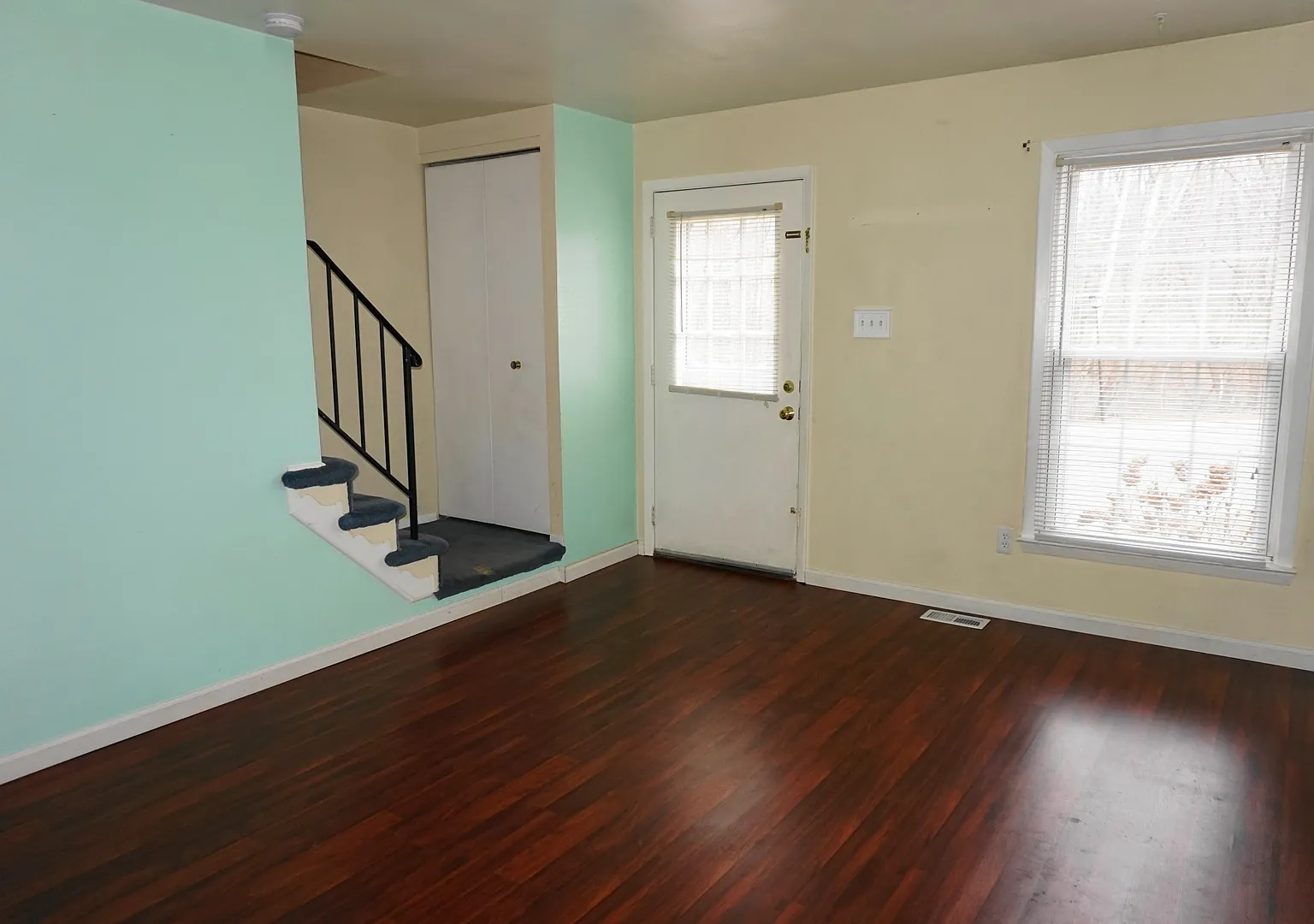 Charming 3BD/1BA Townhome in Belmont/Nottingham, MD! — Photo 2