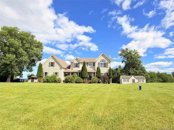 512 County Route 49, Middletown, NY 10940