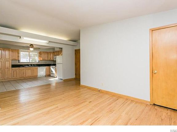 3rd image of 8851 Rusdon Ln
