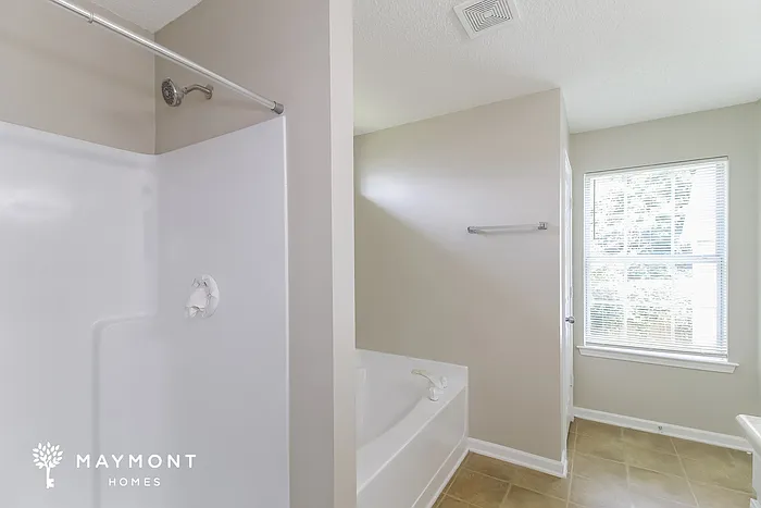 5803 Waggoner Ct — Photo 13