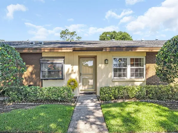 860 Maclaren Dr N APT B, Palm Harbor, FL 34684