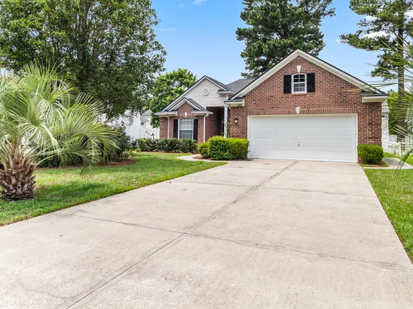 211 Springlake Dr, Myrtle Beach, SC 29579