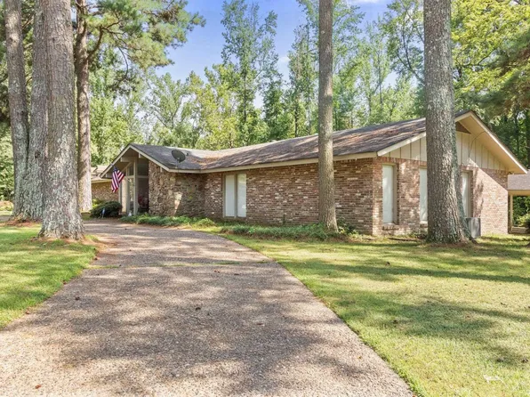 1 Hillcroft St, Pine Bluff, AR 71603