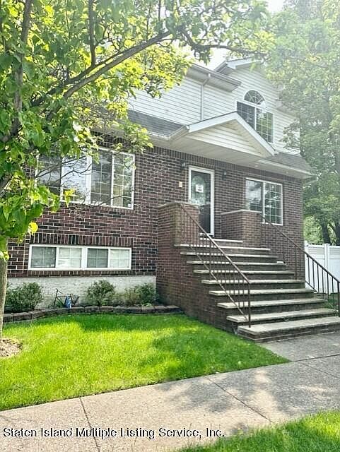 1st image of 4 Bedell St