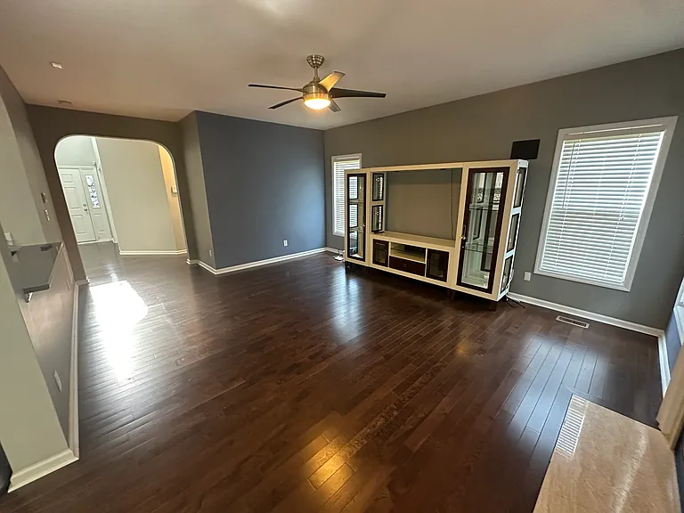 2503 Becketts Ridge Dr — Photo 10