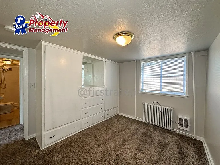 1623 S Taggart St — Photo 7