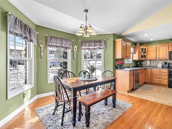 5th image of 3 Somerfield Dr