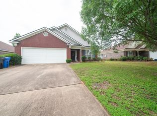 9033 Sonoma Pointe Dr, Columbus, GA 31909