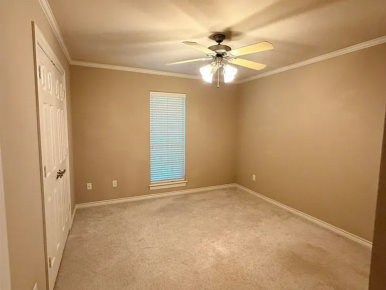 5706 Andover Dr — Photo 26