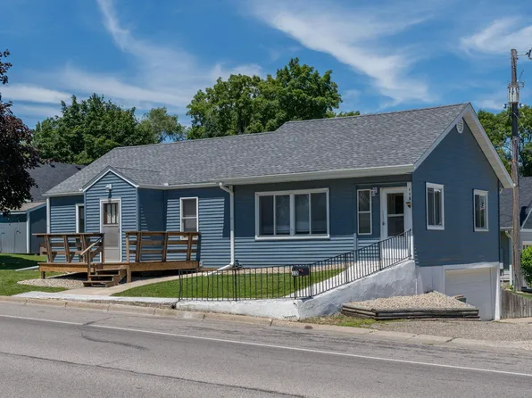 112 Central St E, Lonsdale, MN 55046