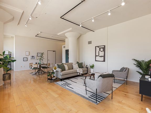 4th image of 420 S San Pedro St APT 211