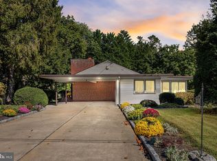311 Saint James Ave, Merchantville, NJ 08109