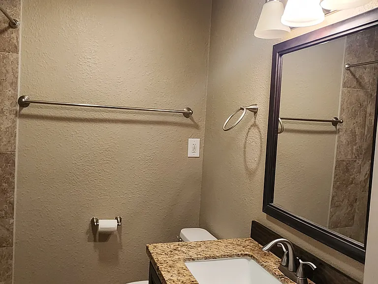 2506 Roy Cir — Photo 19