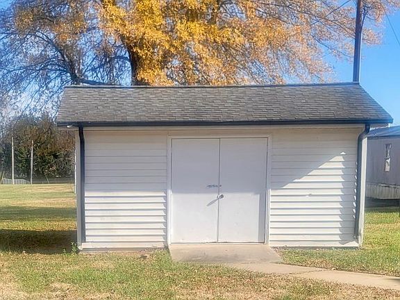 18 x 22 storage building