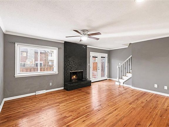 3rd image of 5706 W 97th St