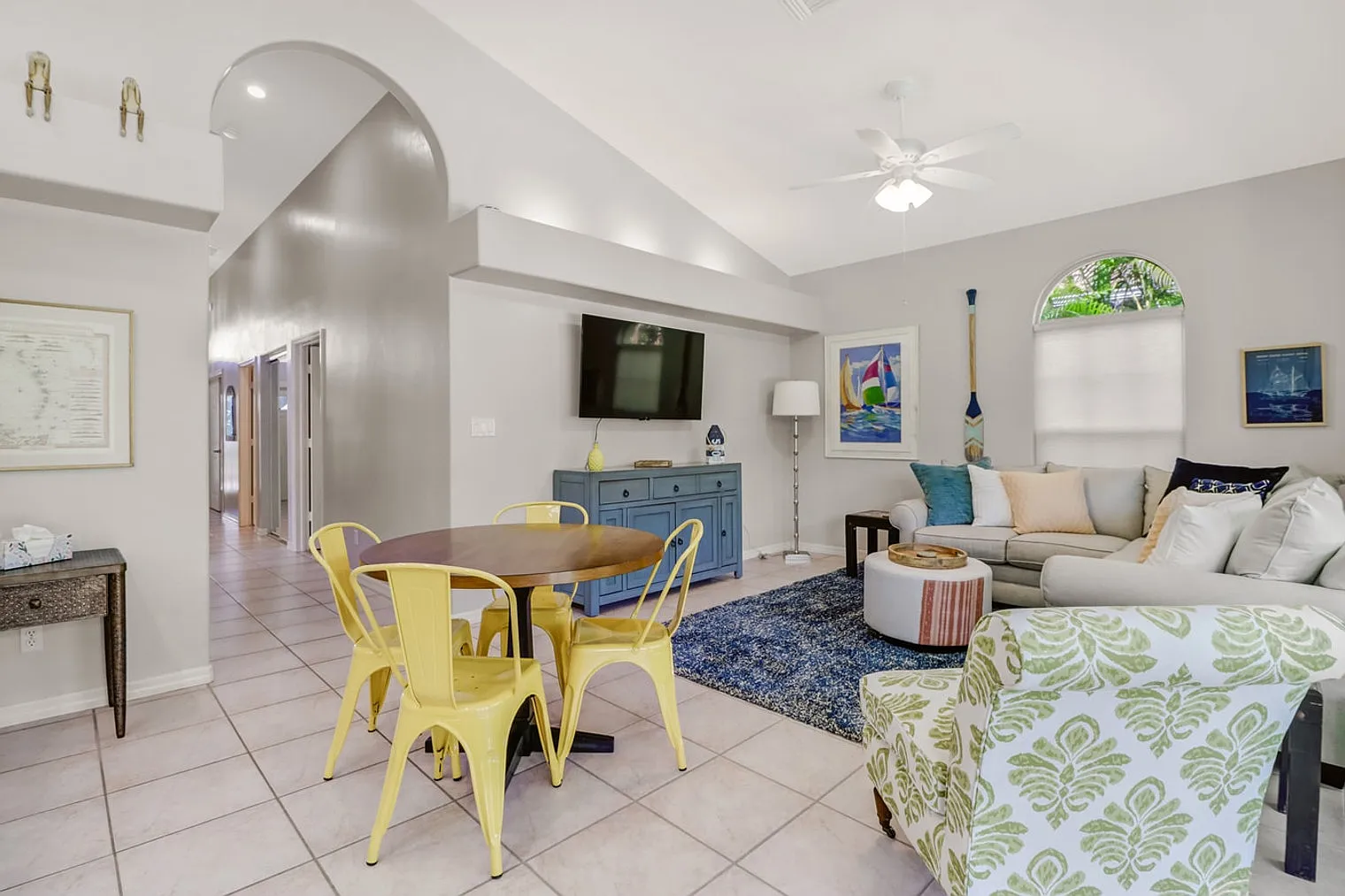 3 bed, 2.0 bath, $7,526 — Photo 1
