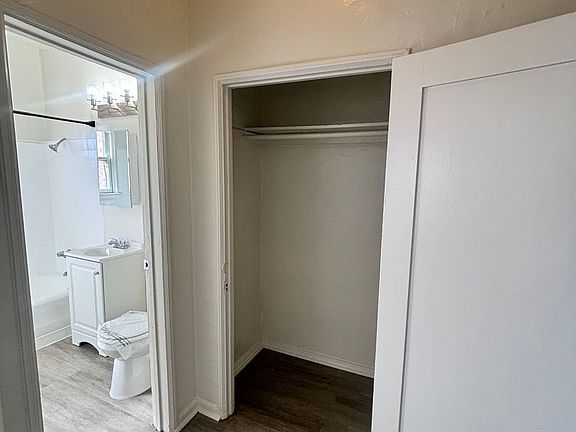 4th image of 1172 N New Hampshire Ave #301