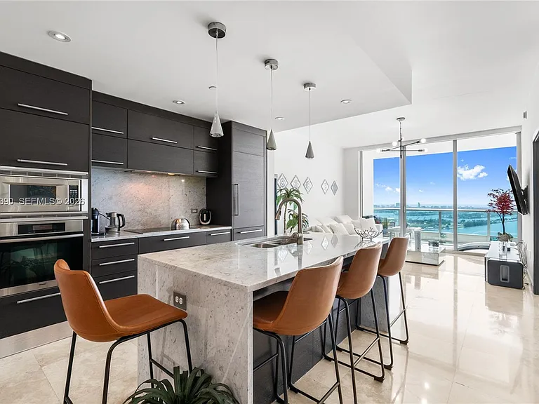 900 Biscayne Blvd #3704 — Photo 4