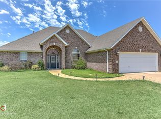 311 Sundown Dr, Farmington, AR 72730