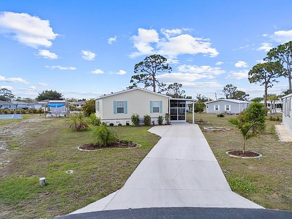 3rd image of 9182 PINEHAVEN WAY
