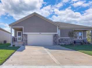 664 S Poplar St, Gardner, KS 66030