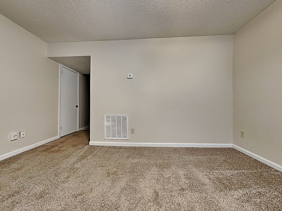 2nd image of 5512 Saint James St