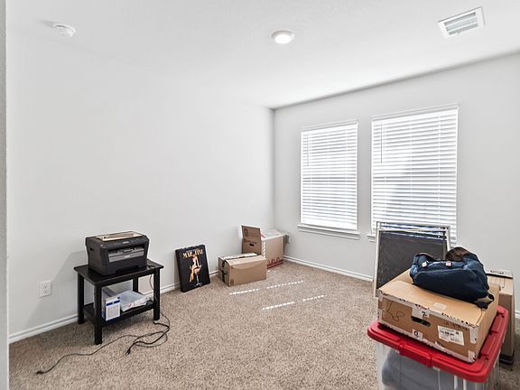 5th image of 103 Mapleoak Dr