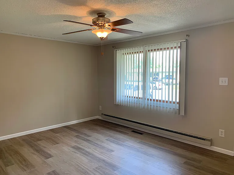 1405 Alexander Ave — Photo 6