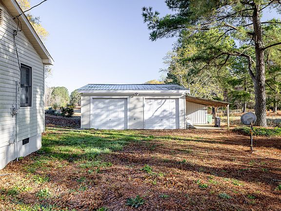 3rd image of 4474 Autryville Rd